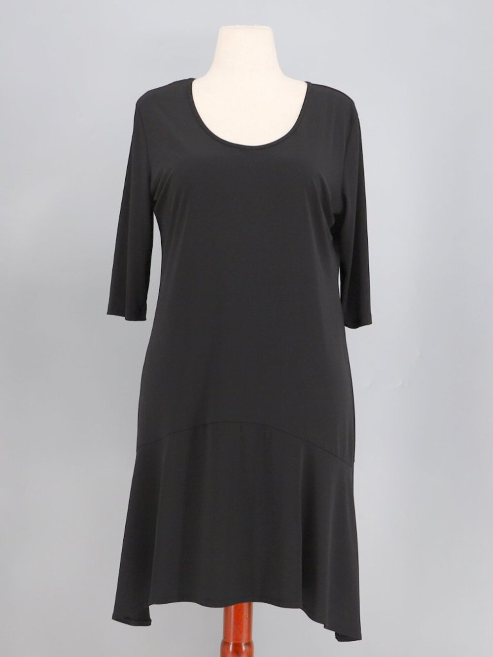 CLARA SUNWOO Short Sleeve Open Back Dress in Black Size L